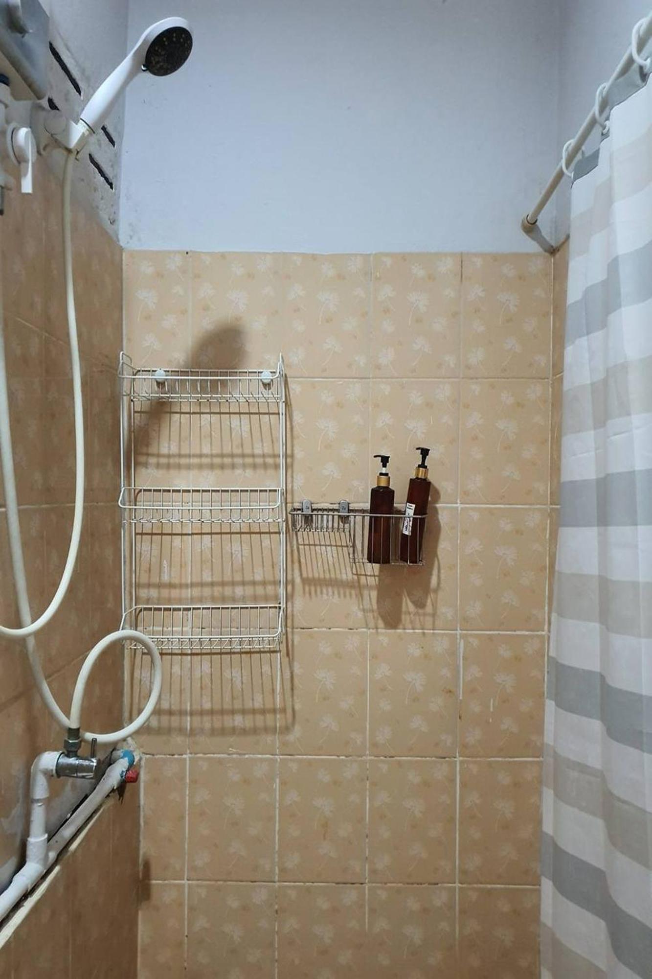 Freesia Saladaeng Silom Apartments Bangkok Zewnętrze zdjęcie