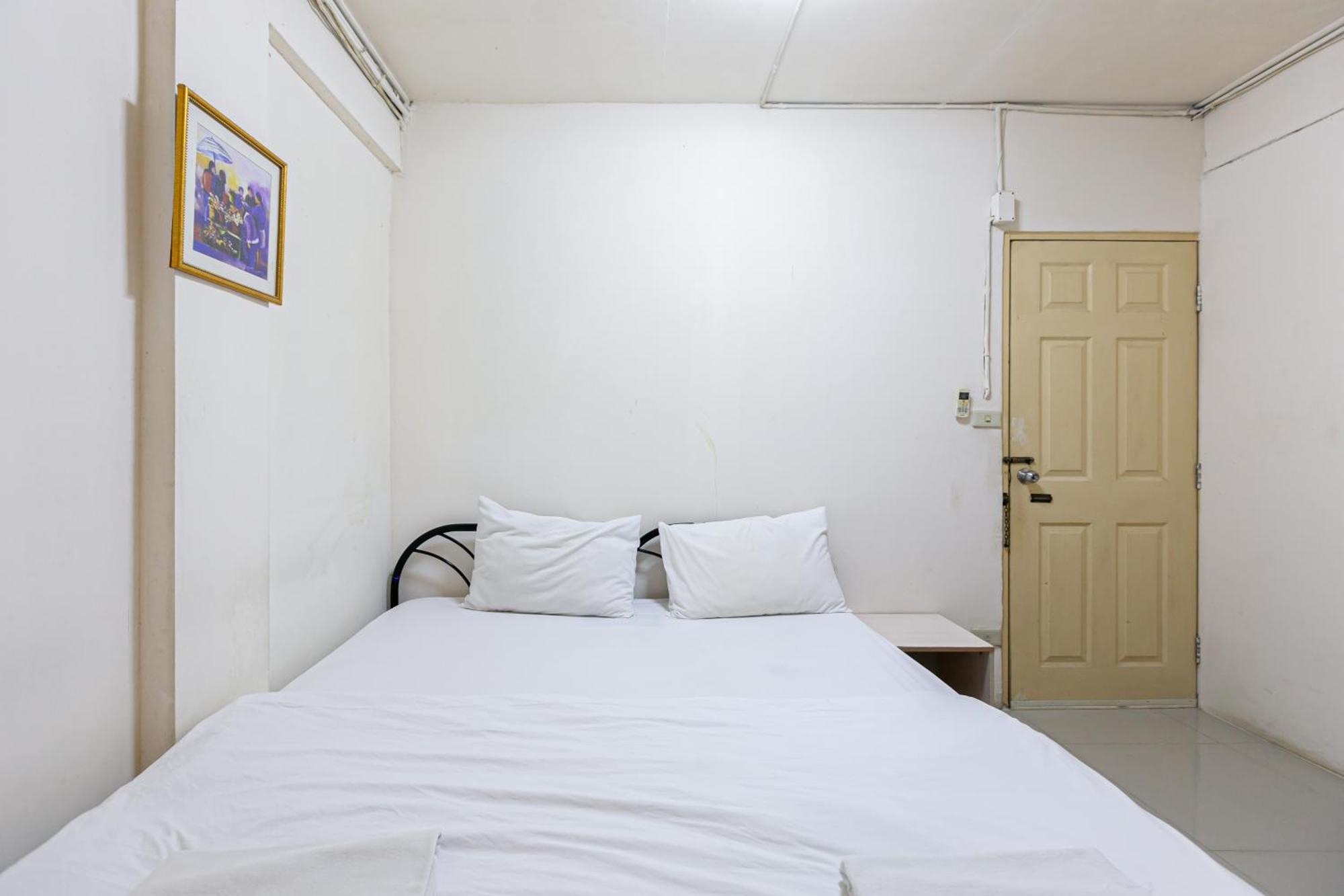 Freesia Saladaeng Silom Apartments Bangkok Zewnętrze zdjęcie