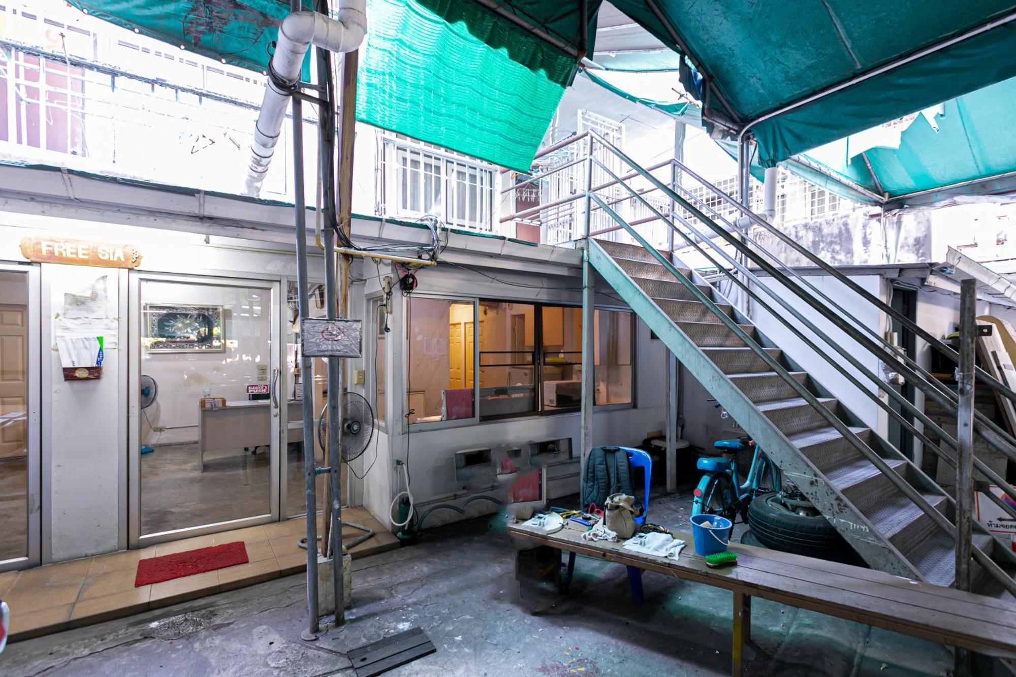 Freesia Saladaeng Silom Apartments Bangkok Zewnętrze zdjęcie